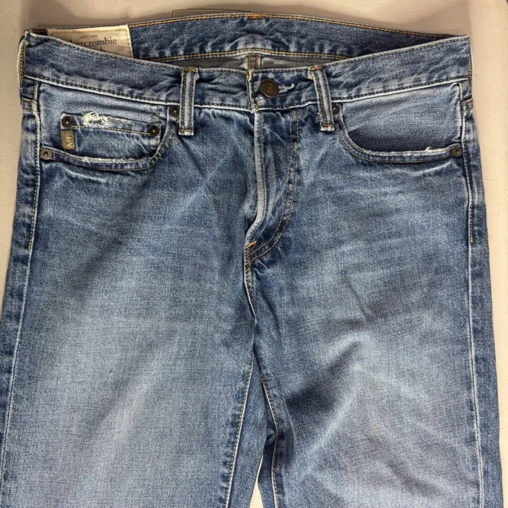 Abercrombie Fitch Mens Jeans W31 L34 Straight Leg Blue Denim Distressed Pockets